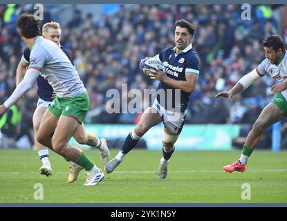 Scottish Gas Murrayfield. Edinburgh Schottland Großbritannien 16. November 24 HERBSTTESTS 2024/25 Schottland gegen Portugal Scotlands Adam Hastings Credit: eric mccowat/Alamy Live News Stockfoto