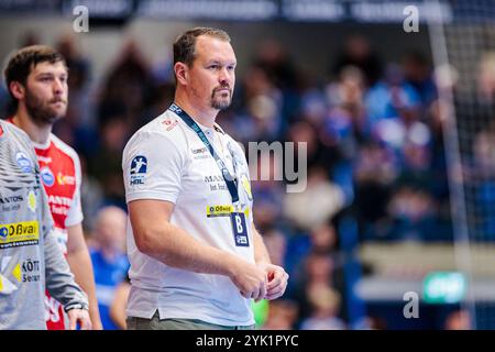 Lemgo, Deutschland. November 2024. Misha Kaufmann (ThSV Eisenach, Trainer) GER, TBV Lemgo Lippe vs. ThSV Eisenach, Handball, 1. Bundesliga, 10. Spieltag, Spielzeit 2024/2025, 16.11.2024 Foto: Eibner-Pressefoto/Jan Rollinger Credit: dpa/Alamy Live News Stockfoto