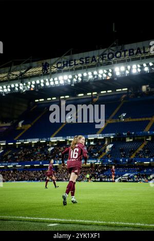 London, Großbritannien. November 2024. London, England, 16. November 2024: Jess Park (16 Manchester City) in Aktion während des Womens Super League-Spiels zwischen Chelsea und Manchester City an der Stamford Bridge in London. (Pedro Porru/SPP) Credit: SPP Sport Press Photo. /Alamy Live News Stockfoto