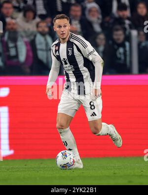 Turin, Italien. November 2024. Teun Koopmeiners von Juventus während des Spiels der Serie A im Allianz-Stadion in Turin. Der Bildnachweis sollte lauten: Jonathan Moscrop/Sportimage Credit: Sportimage Ltd/Alamy Live News Stockfoto