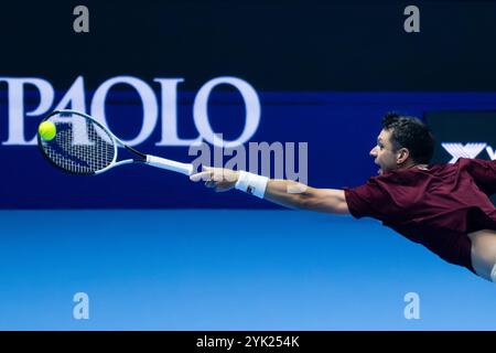 Horacio Zeballos (ARG) in Aktion während des Round-Robin-Doppelspiels zwischen Marcel Granollers (ESP) und Horacio Zeballos (ARG) gegen Max Purcell ( Stockfoto