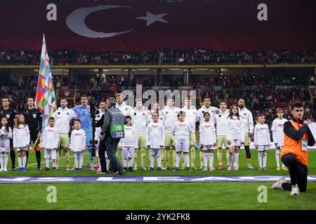 KAYSERI, Türkei. November 2024. Ben Davies, Wales-Torhüter Karl Darlow, Wales-Connor Roberts, Wales-Joe Rodon, Wales-Neco Williams, Wales-Josh Sheehan, Mark Harris, Jordan James aus Wales, Brennan Johnson aus Wales, Harry Wilson und Sorba Thomas aus Wales während des Spiels der UEFA Nations League 2025 zwischen der Türkei und Wales im Kadir Has Stadium in Kayseri, Türkei, am 16. November. (Bild von John Smith/FAW) Credit: Football Association of Wales/Alamy Live News Stockfoto