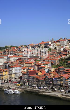Portugal, Douro, Porto, allgemeine Luftaufnahme, Fluss Douro Stockfoto