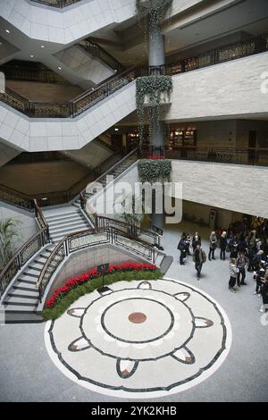 China, Shanghai, Shanghai Museum, Lobby, Besucher Stockfoto