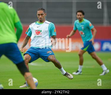 BA - SALVADOR - 11/16/2024 - BRASILIEN, TRAINING BEI BARRADAO, SALVADOR (BA) - brasilianischer Raphinha-Spieler während des Trainings im Barradao-Stadion. Foto: Jhony Pinho/AGIF (Foto: Jhony Pinho/AGIF/SIPA USA) Stockfoto