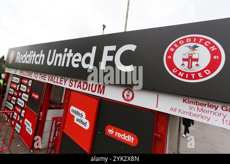 Redditch, Großbritannien, 17. November 2024. Während des Spiels der Southern League Premier Division Central zwischen Redditch Utd und Stamford AFC (Credit: Gustavo Pan) Stockfoto