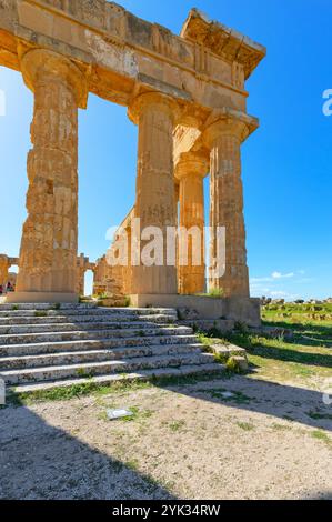 Tempel der Hera oder Tempel E, Archäologischer Park Selinunte, Selinunte, Bezirk Trapani, Sizilien, Italien Stockfoto