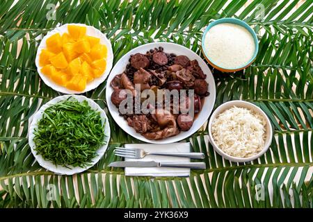 Die beste vollständige traditionelle brasilianische Feijoada Stockfoto