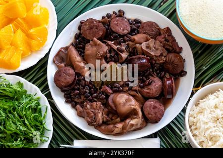 Die beste vollständige traditionelle brasilianische Feijoada Stockfoto