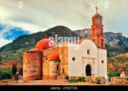 Misión de Satevó (verlorene Mission), in der Nähe des Dorfes Satevo, in der Nähe von Batopilas, vor dem Verputzen, Sonnenuntergang, Barranca de Batopilas, Copper Canyon, Mexiko Stockfoto