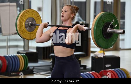 Belek, Türkei. November 2024. Die belgische Athletin Ilke Lagrou wurde am Sonntag, den 17. November 2024, während eines Trainingslagers des belgischen Olympischen Komitees BOIC-COIB in Belek, Türkei, fotografiert. Das Lager findet vom 11. Bis 25. November statt. BELGA PHOTO ERIC LALMAND Credit: Belga News Agency/Alamy Live News Stockfoto