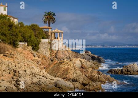 S'Agaró Küstenweg, in Costa Brava (Baix Empordà, Girona, Katalonien, Spanien) ESP: Camino de ronda de S'Agaró, en la Costa Brava (Gerona, España) Stockfoto