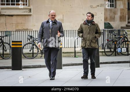 London, Großbritannien. November 2024. Sir Edward (Ed) Davey, Vorsitzender der Liberal Democrat Party, ist bei der BBC zu sehen. Quelle: Imageplotter/Alamy Live News Stockfoto