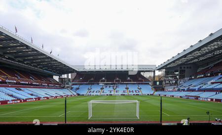 Birmingham, Großbritannien. November 2024. Ein allgemeiner Überblick über den Boden vor dem Spiel der Women's Super League zwischen Aston Villa Women und Crystal Palace Women im Villa Park, Birmingham, England am 17. November 2024. Foto von Stuart Leggett. Nur redaktionelle Verwendung, Lizenz für kommerzielle Nutzung erforderlich. Keine Verwendung bei Wetten, Spielen oder Publikationen eines einzelnen Clubs/einer Liga/eines Spielers. Quelle: UK Sports Pics Ltd/Alamy Live News Stockfoto