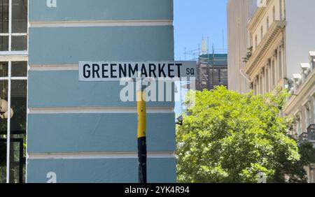 GREENMARKET SQ Schild, Greenmarket ist ein historischer Platz im Zentrum der Altstadt von Kapstadt, Südafrika. Stockfoto