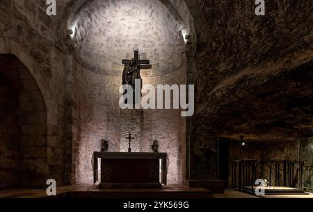 Altar im Keller der Grabeskirche Stockfoto