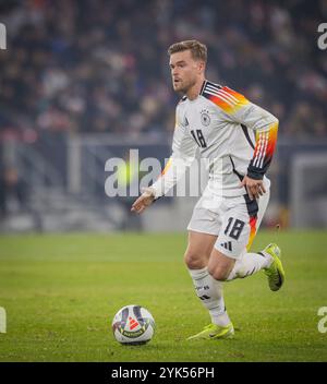 Freiburg, Deutschland. November 2024. Maximilian Mittelstädt (DFB) Deutschland - Bosnien Deutschland - Bosnien 16.11.2024 Copyright (nur für journalistisch Stockfoto