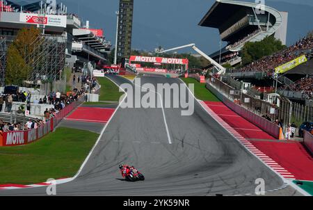 Barcelona, Spanien. November 2024. 15. November 2024, Circuit de Barcelona-Catalunya, Barcelona, MotoGP Motul Solidarity Grand Prix von Barcelona, im Bild Stefan Bradl aus Deutschland, HRC Test Team Credit: dpa/Alamy Live News Stockfoto