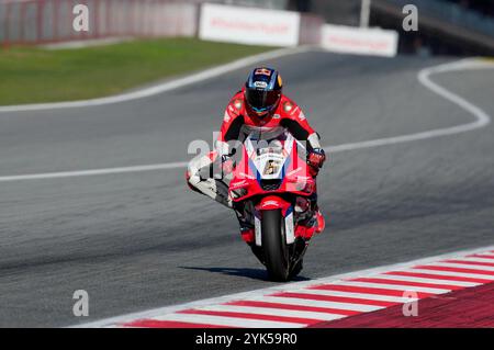 Barcelona, Spanien. November 2024. 15. November 2024, Circuit de Barcelona-Catalunya, Barcelona, MotoGP Motul Solidarity Grand Prix von Barcelona, im Bild Stefan Bradl aus Deutschland, HRC Test Team Credit: dpa/Alamy Live News Stockfoto