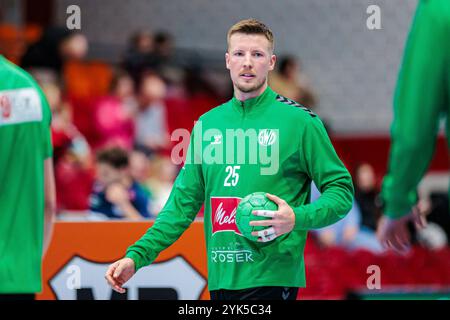 Lübecke, Deutschland. November 2024. Adam Nyfjaell (GWD Minden, 25#) GER, GWD Minden vs. TV Grosswallstadt, Handball, 2. Bundesliga, 11. Spieltag, Spielzeit 2024/2025, 17.11.2024 Foto: Eibner-Pressefoto/Jan Rollinger Credit: dpa/Alamy Live News Stockfoto