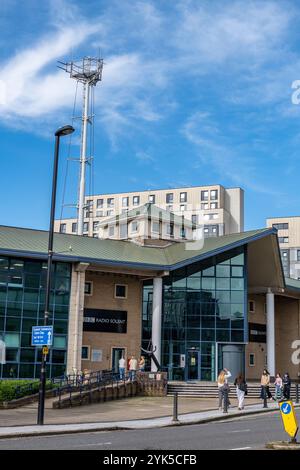 BBC British Broadcasting Company BBC South TV und Radio Local Broadcast Aufnahmestudios im Stadtzentrum von Southampton, Hampshire, Großbritannien Stockfoto