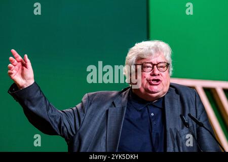 Wiesbaden 50. Bundesdelegiertenkonferenz von Bündnis 90/die Grünen, Wiesbaden, 17.11.2024. Reinhard Bütikofer spricht auf dem Parteitag, 50. Bundesdelegiertenkonferenz von Bündnis 90 /die Grünen, Wiesbaden, 17.11.2024. *** Wiesbaden 50 Bundesdelegiertenkonferenz der Allianz 90 die Grünen, Wiesbaden, 17 11 2024 Reinhard Bütikofer spricht auf der Parteikonferenz, 50 Bundesdelegiertenkonferenz der Allianz 90 die Grünen, Wiesbaden, 17 11 2024 Copyright: XEibner-Pressefoto/FlorianxWieganx EP FWD Stockfoto