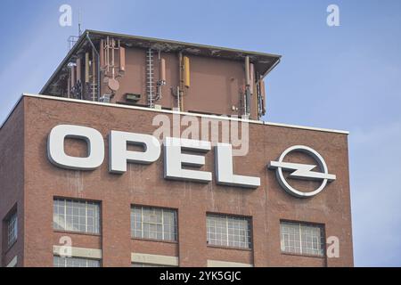 Opeltum, Werk Opel, Rüesselsheim, Hessen, Deutschland, Europa Stockfoto