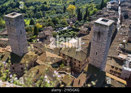 Malerischer Blick auf San Gimignano von einem Turm aus Stockfoto