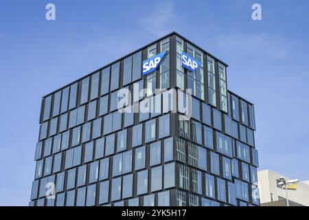 SAP Hochhaus, Niederlassung und Ausbildungszentrum, Verwaltung, Frankfurter Straße, Sossenheimer Straße, Eschborn, Main-Taunus-Kreis, Hes Stockfoto