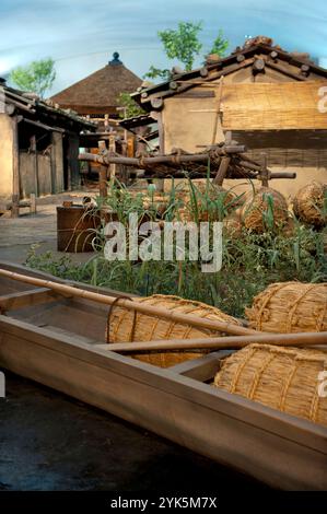 Ausstellung im Hiroshima Prefectural Museum of History, das den Lebensstil des Seto Inland Sea Village während der feudalen Zeit zeigt, Fukuyama, Hiroshima, Japan. Stockfoto