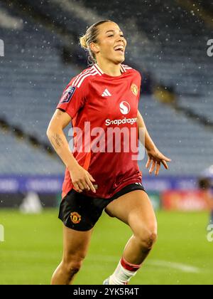 Leicester, Großbritannien. November 2024. Leicester, England, 16. November 2024: Celin Bizet (15 Manchester United) feiert das zweite Tor während des Spiels der Barclays Womens Super League zwischen Leicester City und Manchester United im King Power Stadium in Leicester, England (Natalie Mincher/SPP). /Alamy Live News Stockfoto