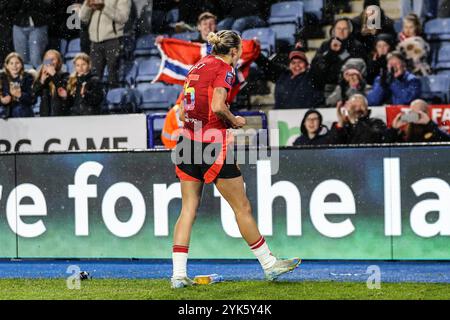 Leicester, Großbritannien. November 2024. Leicester, England, 16. November 2024: Celin Bizet (15 Manchester United) feiert das zweite Tor während des Spiels der Barclays Womens Super League zwischen Leicester City und Manchester United im King Power Stadium in Leicester, England (Natalie Mincher/SPP). /Alamy Live News Stockfoto