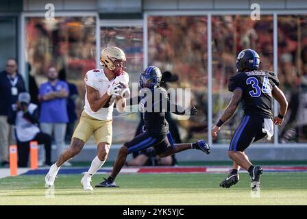 Der Boston College Eagles Wide Receiver REED HARRIS (4) erhält in der ersten Halbzeit einen Pass während des Spiels zwischen den Boston College Eagles und den SMU Mustangs am 16. November 2024 im Gerald J. Ford Stadium in Dallas, Texas. (Foto: Jerome Hicks/SIPA USA) Credit: SIPA USA/Alamy Live News Stockfoto