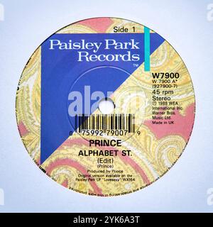 Mitteletikett der 1988 erschienenen 7-Zoll-Version von Alphabet St von Prince Stockfoto