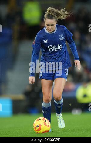 UK. November 2024. Everton FC gegen Liverpool FC Barclays Womens Super League GOODISON PARK ENGLAND - 17. November 2024 während des Barclays Women’s Super League Matches Heather Payne of Evertonbetween Everton FC und Liverpool FC im Goodison Park am 17. November 2024 in Liverpool, England. Quelle: ALAN EDWARDS/Alamy Live News Stockfoto