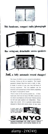 Eine Werbung aus dem Jahr 1965 für den vollautomatischen Schallplattenwechsler Sanyo DC-900a, „ein neues Konzept für stereophones Hören“. Stockfoto