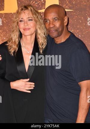 Connie Nielsen und Denzel Washington nehmen am 10. November 2024 an der Premiere von Gladiator II im Pathe Palace Teil Stockfoto