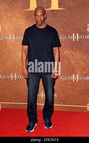 Connie Nielsen und Denzel Washington nehmen am 10. November 2024 an der Premiere von Gladiator II im Pathe Palace Teil Stockfoto