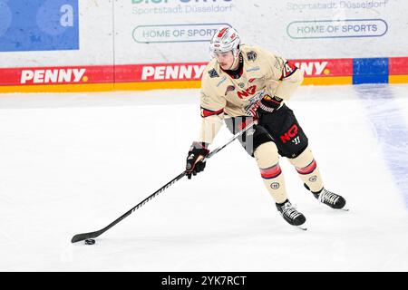 Eishockey DEL 24/25 - 17. Spieltag: Düsseldorfer EG vs Nürnberg Ice Tigers am 17.11.2024 im PSD Bank Dome in Düsseldorf Nürnbergs Cody Haiskanen ( Nr.74) Foto: Osnapix Stockfoto