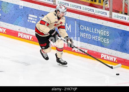 Eishockey DEL 24/25 - 17. Spieltag: Düsseldorfer EG vs Nürnberg Ice Tigers am 17.11.2024 im PSD Bank Dome in Düsseldorf Nürnbergs Julius Karrer (Nr.6) Foto: Osnapix Stockfoto