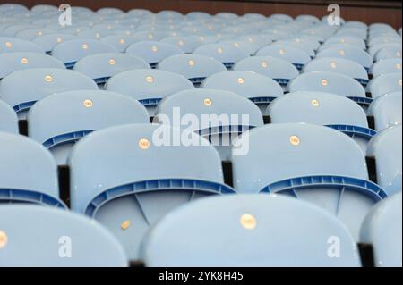 Birmingham, Großbritannien. November 2024. Leere Plätze vor dem Spiel im Villa Park. Aston Villa V Crystal Palace, WSL, Villa Park, Birmingham. (Sean Walsh/SPP) Credit: SPP Sport Press Photo. /Alamy Live News Stockfoto