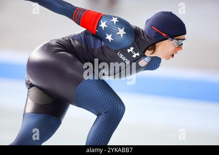 Aomori, Japan. November 2024. Brittany Bowe (USA) Speed Skating : 2025 ISU Four Continents Speed Skating Championships Damen 1000m in der YS Arena Hachinohe in Aomori, Japan . Quelle: AFLO SPORT/Alamy Live News Stockfoto