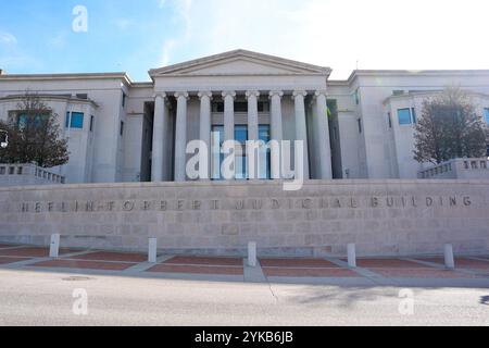 Montgomery, Alabama, USA. November 2024. Das Heflin-Torbert Judicial Building in Montgomery, Alabama, wurde am 17. November 2024 besichtigt. Das Gebäude beherbergt den Supreme Court of Alabama, den Alabama Court of Civil Appeals und den Alabama Court of Criminal Appeals. (Kreditbild: © Scott Coleman/ZUMA Press Wire) NUR REDAKTIONELLE VERWENDUNG! Nicht für kommerzielle ZWECKE! Stockfoto