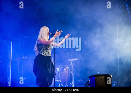 Mexiko-Stadt, Mexiko. November 2024. Jorja Smith tritt am 2. Tag des Corona Capital Music Festivals 2024 im Autódromo Hermanos Rodríguez am 16. November 2024 in Mexiko-Stadt auf. Foto: Annie Lesser/imageSPACE Credit: Imagespace/Alamy Live News Stockfoto