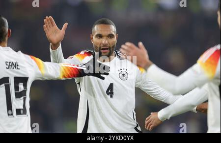 Freiburg, Deutschland. November 2024. firo : 16.11.2024 Fußball, Fußball, internationales Spiel Männer DFB Nationalmannschaft Männer Nations League A 2024/2025 Deutschland - Bosnien-Herzegowina Jonathan Tah von Deutschland feiert Jubilation Credit: dpa/Alamy Live News Stockfoto