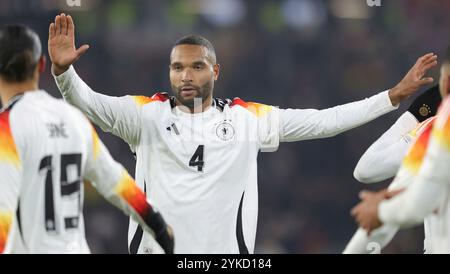 Freiburg, Deutschland. November 2024. firo : 16.11.2024 Fußball, Fußball, internationales Spiel Männer DFB Nationalmannschaft Männer Nations League A 2024/2025 Deutschland - Bosnien-Herzegowina Jonathan Tah von Deutschland feiert Jubilation Credit: dpa/Alamy Live News Stockfoto