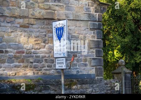 Whalley ist eine große Gemeinde im Ribble Valley am Ufer des Calder in Lancashire, England. Stockfoto