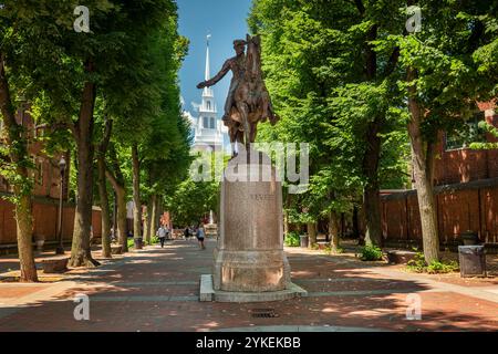 Boston Massachusetts Paul Revere Statue Old North Church Freedom Trail Stockfoto