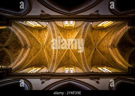 Barocke gemeißelte Decke der Kathedrale in Erice Trapani Sizilien Italien Stockfoto