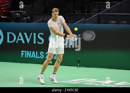 Malaga, Malaga, Spanien. November 2024. Yannick Hanfmann aus Deutschland, kehrt mit Rückhand während des DAVIS CUP FINALS 2024 zurück - Finale 8 - Herren Tennis (Bild: © Mathias Schulz/ZUMA Press Wire) NUR REDAKTIONELLE VERWENDUNG! Nicht für kommerzielle ZWECKE! Stockfoto